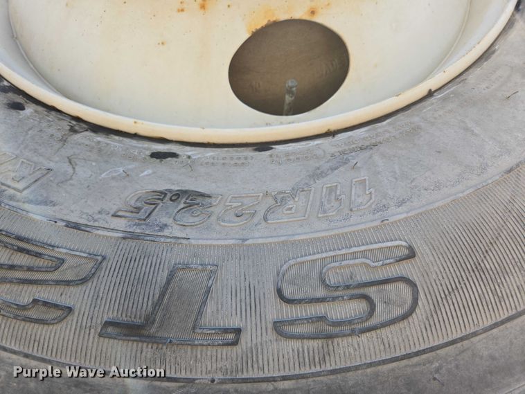 image for item EB1056 2006 Kenworth W900 ready mix truck