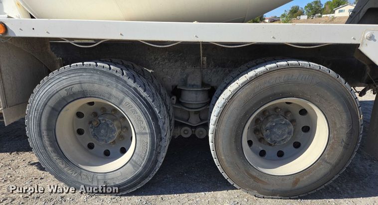 image for item EB1056 2006 Kenworth W900 ready mix truck