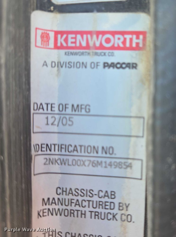 image for item EB1056 2006 Kenworth W900 ready mix truck