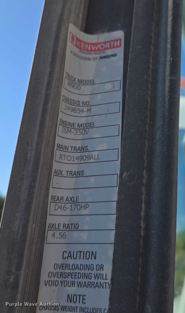 image for item EB1056 2006 Kenworth W900 ready mix truck