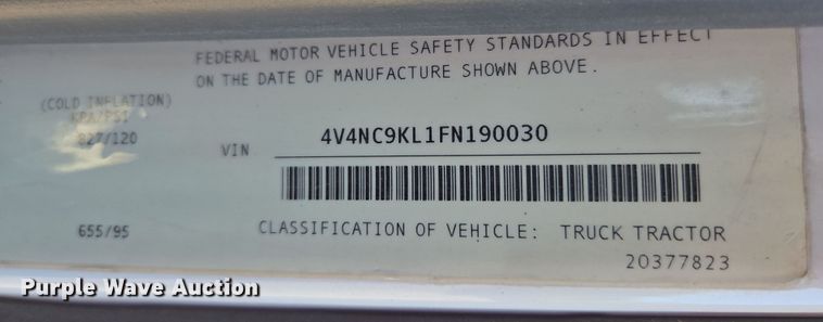 image for item EB1057 2015 Volvo VNL semi truck