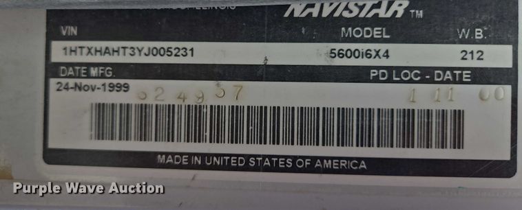 image for item EB1058 2000 International 5600i ready mix truck