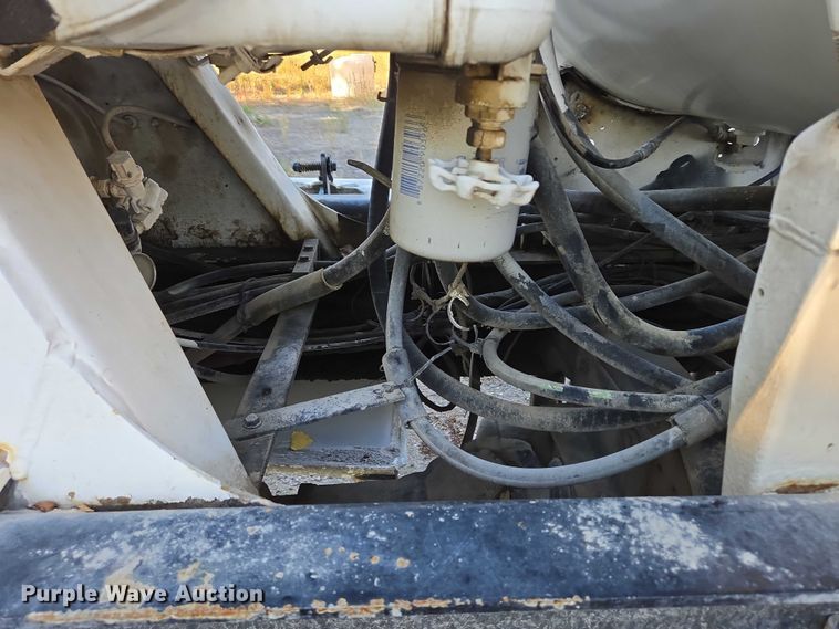 image for item EB1059 2006 Kenworth W900 ready mix truck