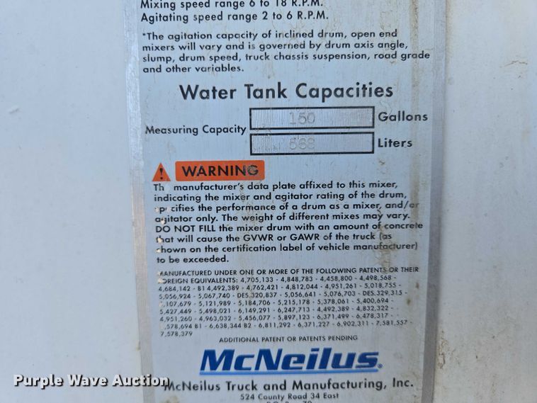 image for item EB1059 2006 Kenworth W900 ready mix truck