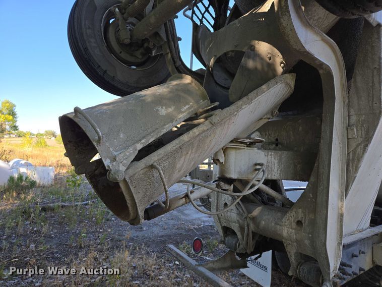 image for item EB1059 2006 Kenworth W900 ready mix truck