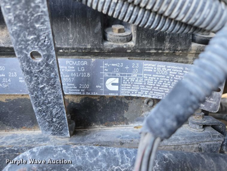 image for item EB1059 2006 Kenworth W900 ready mix truck