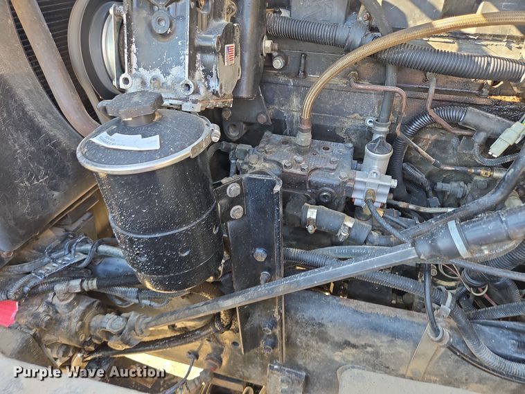 image for item EB1060 2003 International 5500i ready mix truck