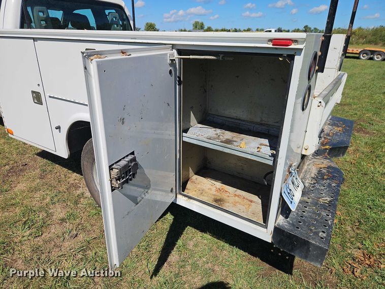 image for item EB8326 2012 Ford F350 Super Duty SuperCab utility bed pickup truck