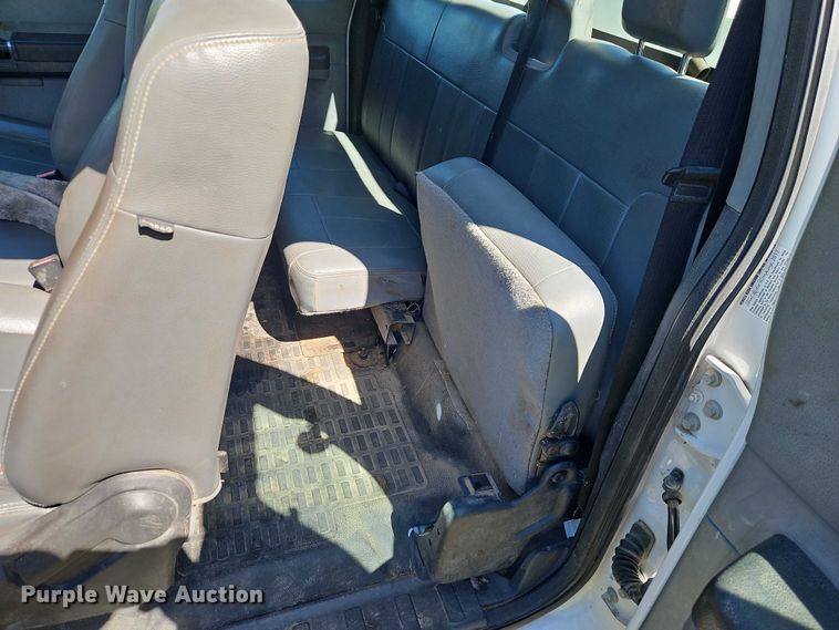 image for item EB8326 2012 Ford F350 Super Duty SuperCab utility bed pickup truck