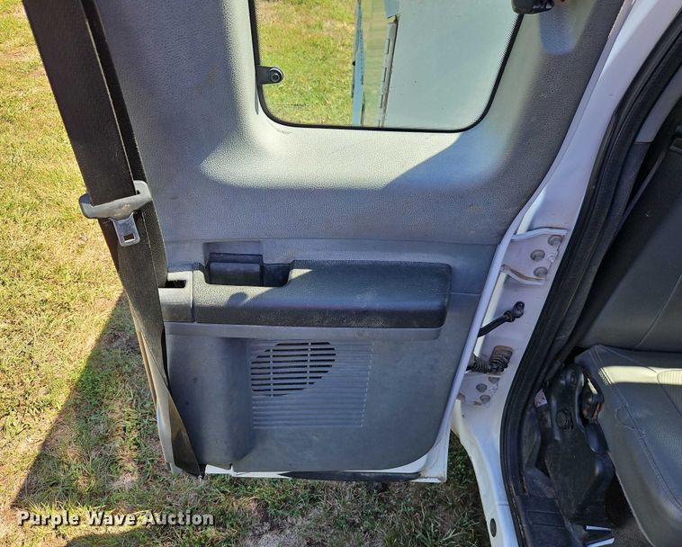 image for item EB8326 2012 Ford F350 Super Duty SuperCab utility bed pickup truck