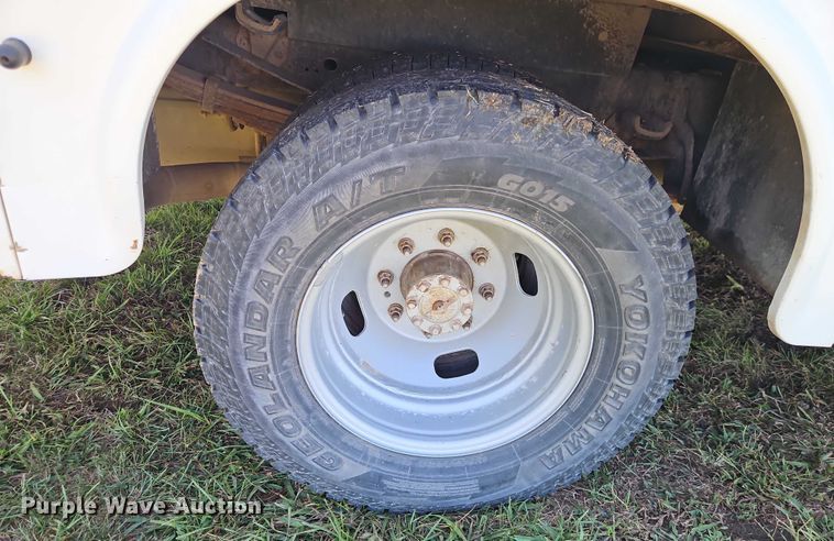 image for item EB8326 2012 Ford F350 Super Duty SuperCab utility bed pickup truck