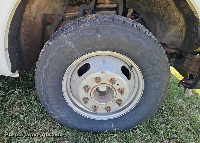 image for item EB8326 2012 Ford F350 Super Duty SuperCab utility bed pickup truck