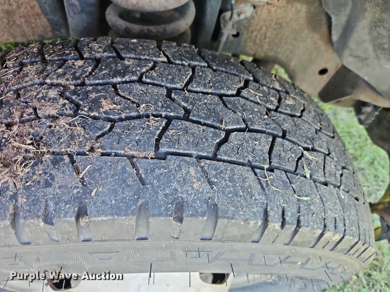 image for item EB8326 2012 Ford F350 Super Duty SuperCab utility bed pickup truck