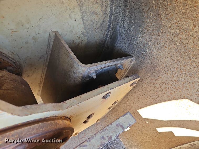 image for item EB8396 1998 Ingersoll Rand SD-70F Pro Pac single drum vibratory roller