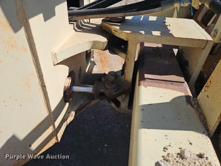 image for item EB8396 1998 Ingersoll Rand SD-70F Pro Pac single drum vibratory roller