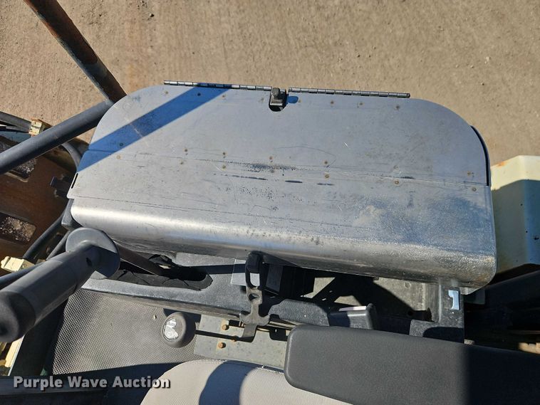 image for item EB8396 1998 Ingersoll Rand SD-70F Pro Pac single drum vibratory roller