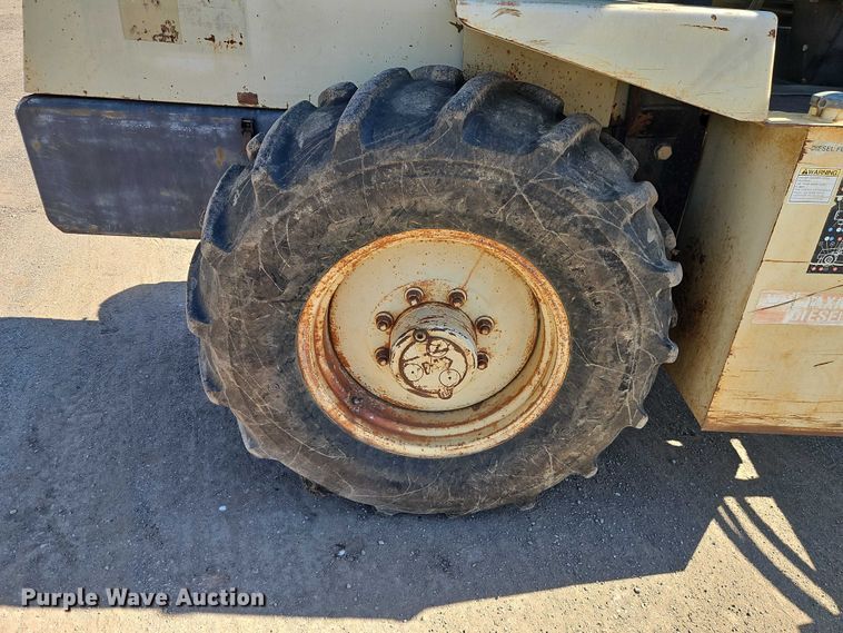 image for item EB8396 1998 Ingersoll Rand SD-70F Pro Pac single drum vibratory roller