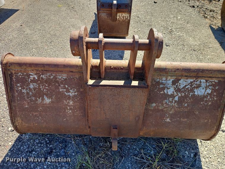 image for item EB8404 Esco excavator bucket 