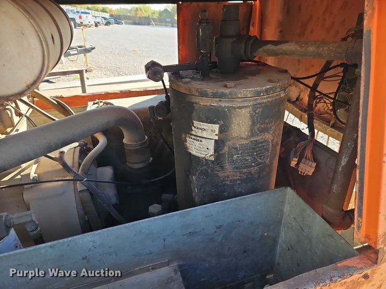 image for item EB8407 Sullivan Palatek D185Q air compressor