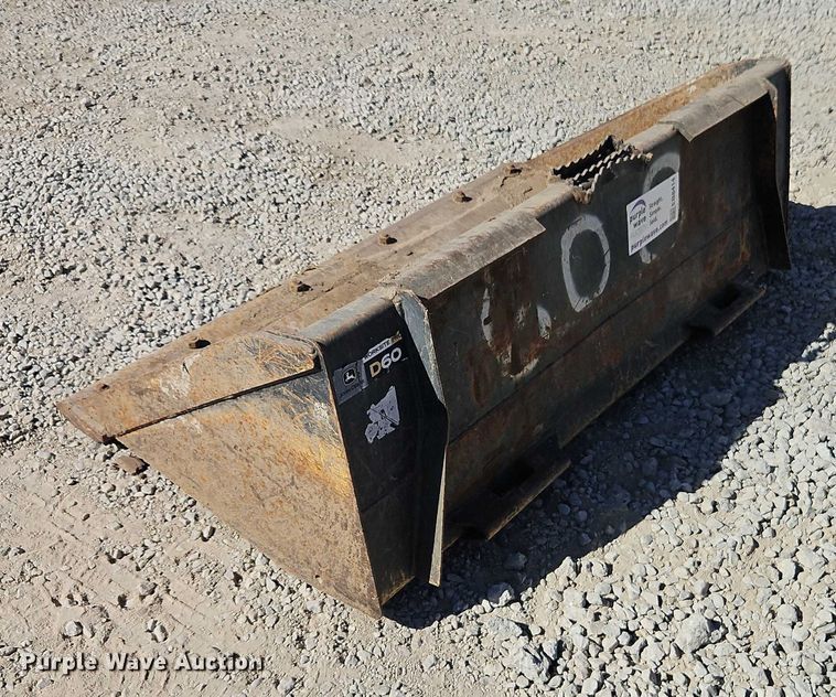 image for item EB8414 John Deere D60 skid steer bucket