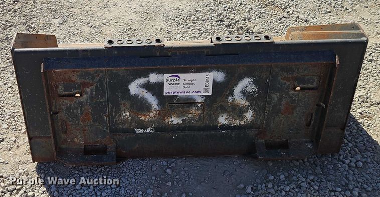 image for item EB8415 Skid steer bucket