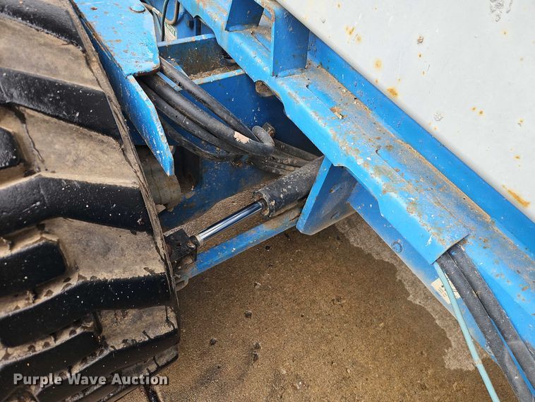 image for item EB8420 2004 Genie GS-5390 scissor lift