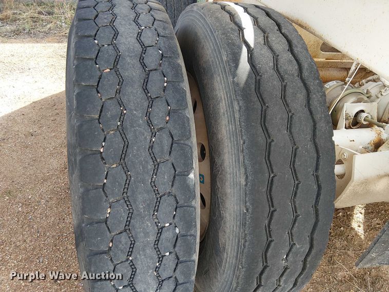 image for item EC1232 1999 Trail King TK54BDL-422 bottom dump trailer