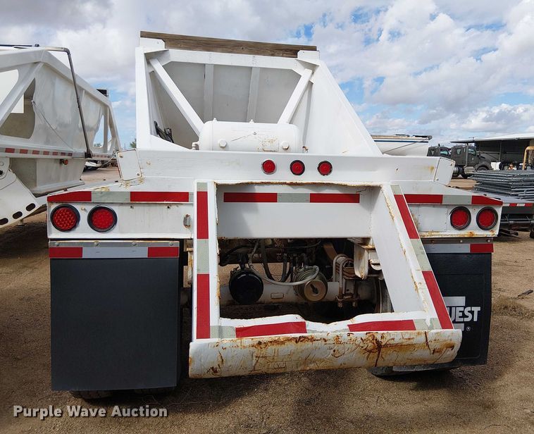 image for item EC1233 1999 Red River bottom dump trailer