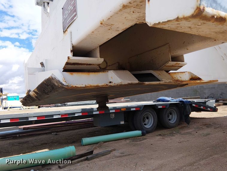 image for item EC1233 1999 Red River bottom dump trailer