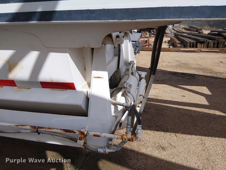 image for item EC1233 1999 Red River bottom dump trailer