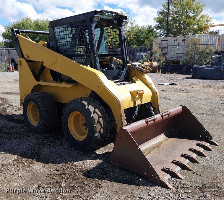 MINI CARGADOR SOBRE RUEDAS 2005 CATERPILLAR 268B