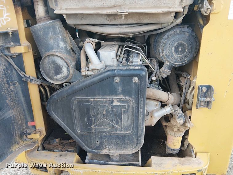 image for item EC1237 2005 Caterpillar 268B skid steer loader