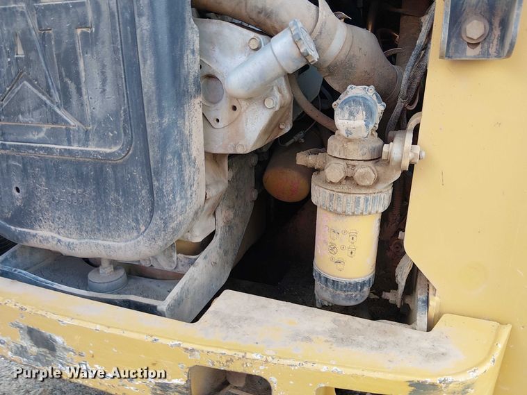 image for item EC1237 2005 Caterpillar 268B skid steer loader