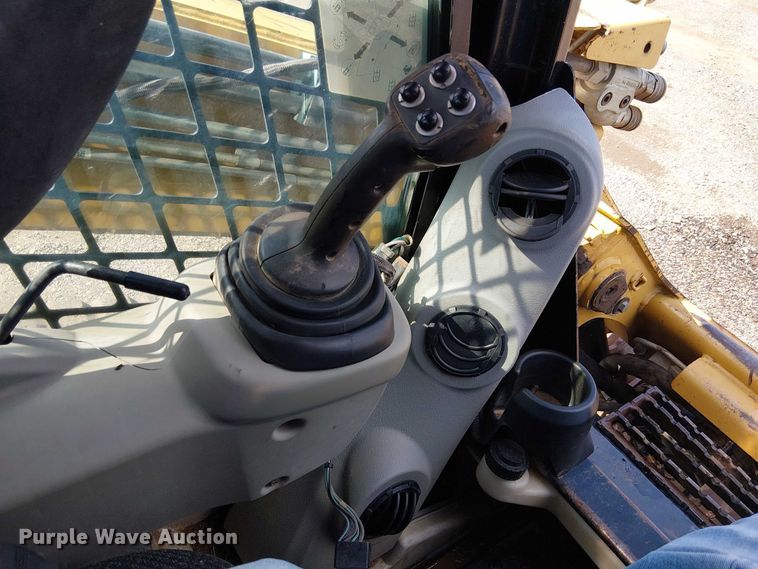 image for item EC1238 2009 Caterpillar 279C tracked skid steer loader