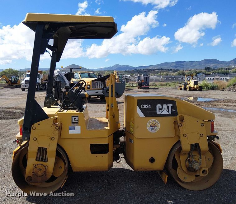 COMPACTADOR 2008 CATERPILLAR CB34