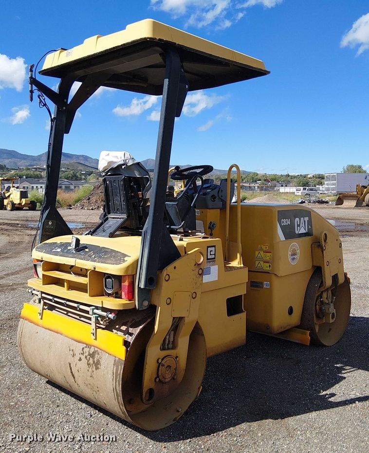 COMPACTADOR 2008 CATERPILLAR CB34