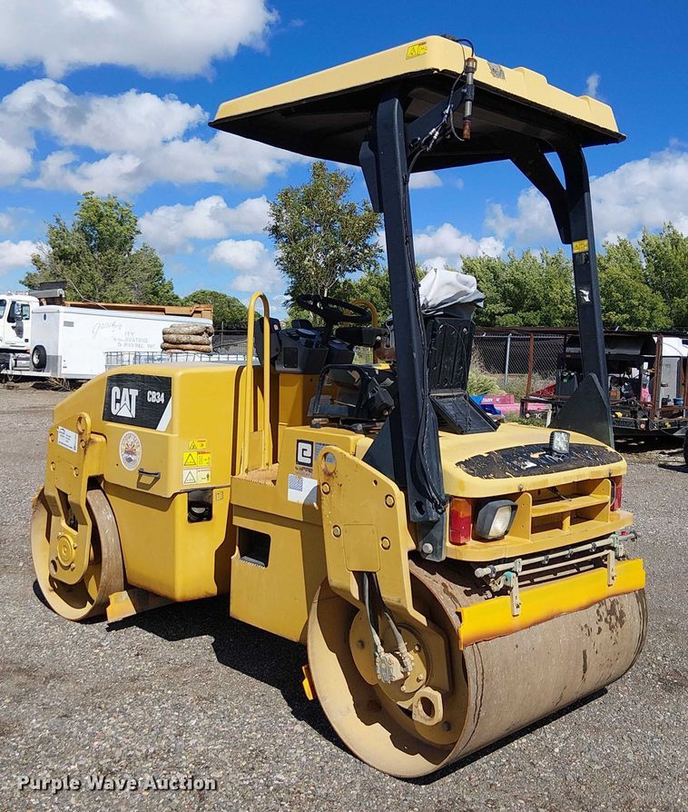 image for item EC1239 2008 Caterpillar CB-34 double drum vibratory roller