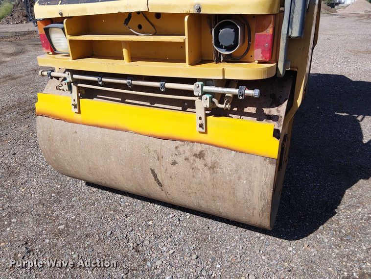 image for item EC1239 2008 Caterpillar CB-34 double drum vibratory roller