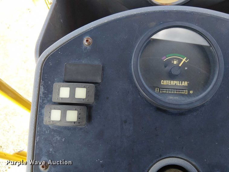 image for item EC1239 2008 Caterpillar CB-34 double drum vibratory roller