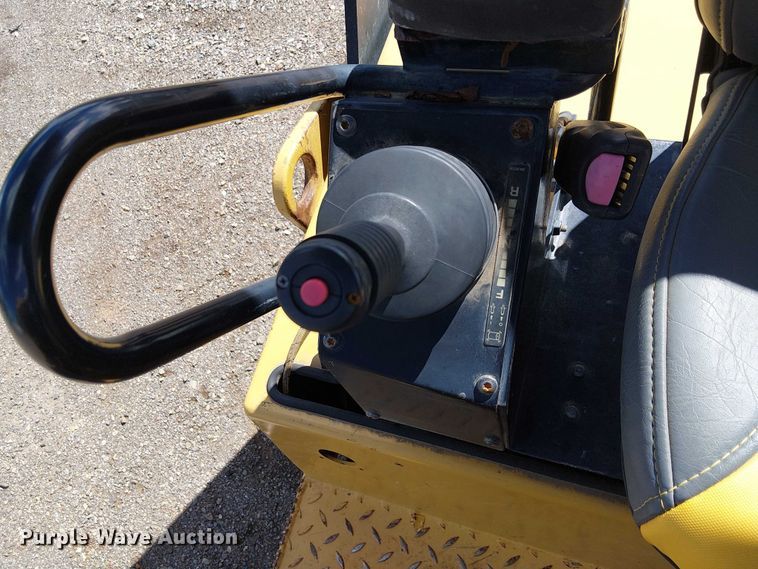 image for item EC1239 2008 Caterpillar CB-34 double drum vibratory roller