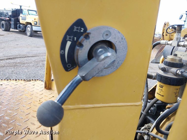 image for item EC1239 2008 Caterpillar CB-34 double drum vibratory roller