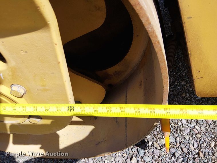 image for item EC1239 2008 Caterpillar CB-34 double drum vibratory roller