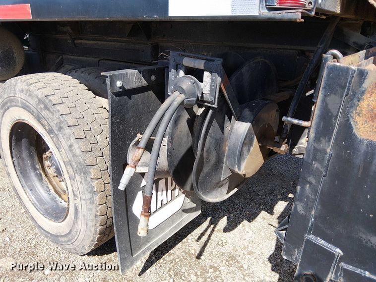 image for item EC1241 1990 GMC C7 asphalt patch truck