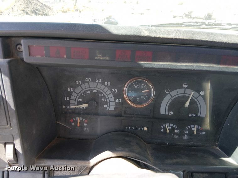 image for item EC1241 1990 GMC C7 asphalt patch truck