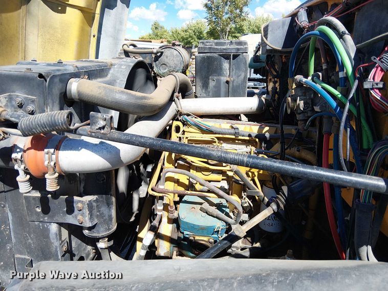 image for item EC1241 1990 GMC C7 asphalt patch truck