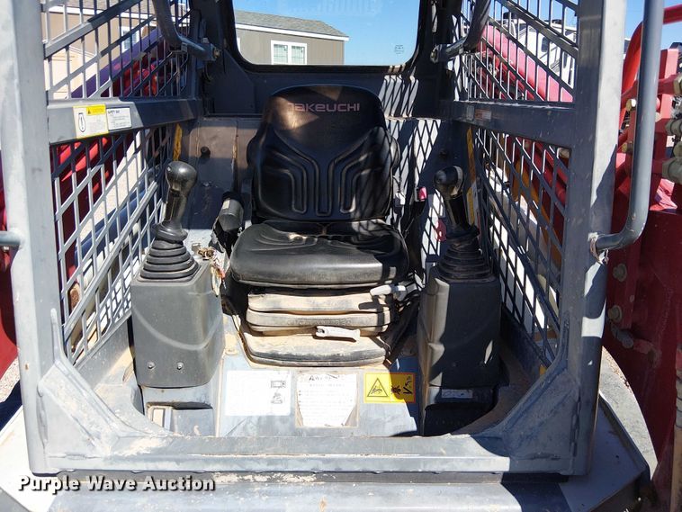 image for item EC1243 2019 Takeuchi TL6R tracked skid steer loader