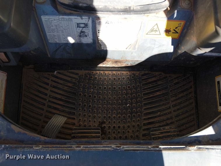 image for item EC1243 2019 Takeuchi TL6R tracked skid steer loader