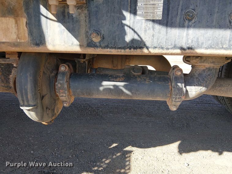 image for item EC1260 2006 Ford F750 water truck