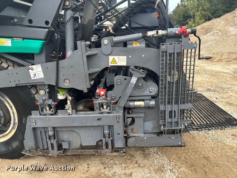 image for item EC3858 2017 Vogele SUPER 1703-3i paver