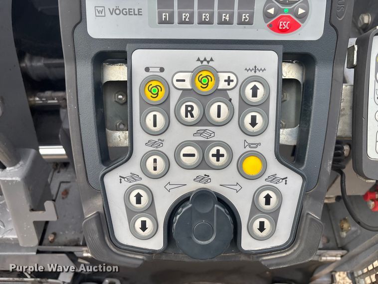 image for item EC3858 2017 Vogele SUPER 1703-3i paver